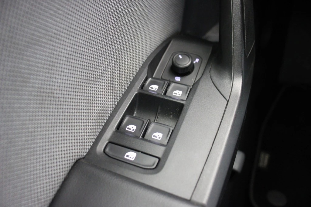 SEAT Leon – foto 31