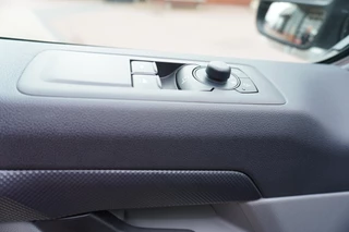 Ford Transit Custom – thumbnail 25