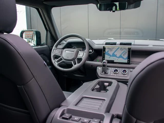 Land Rover Defender – thumbnail 16
