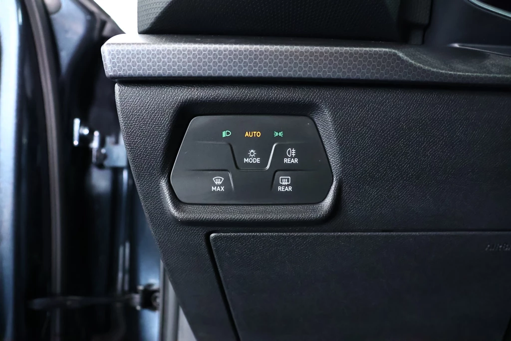 SEAT Leon – foto 18