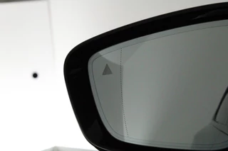 BMW i4 – thumbnail 14