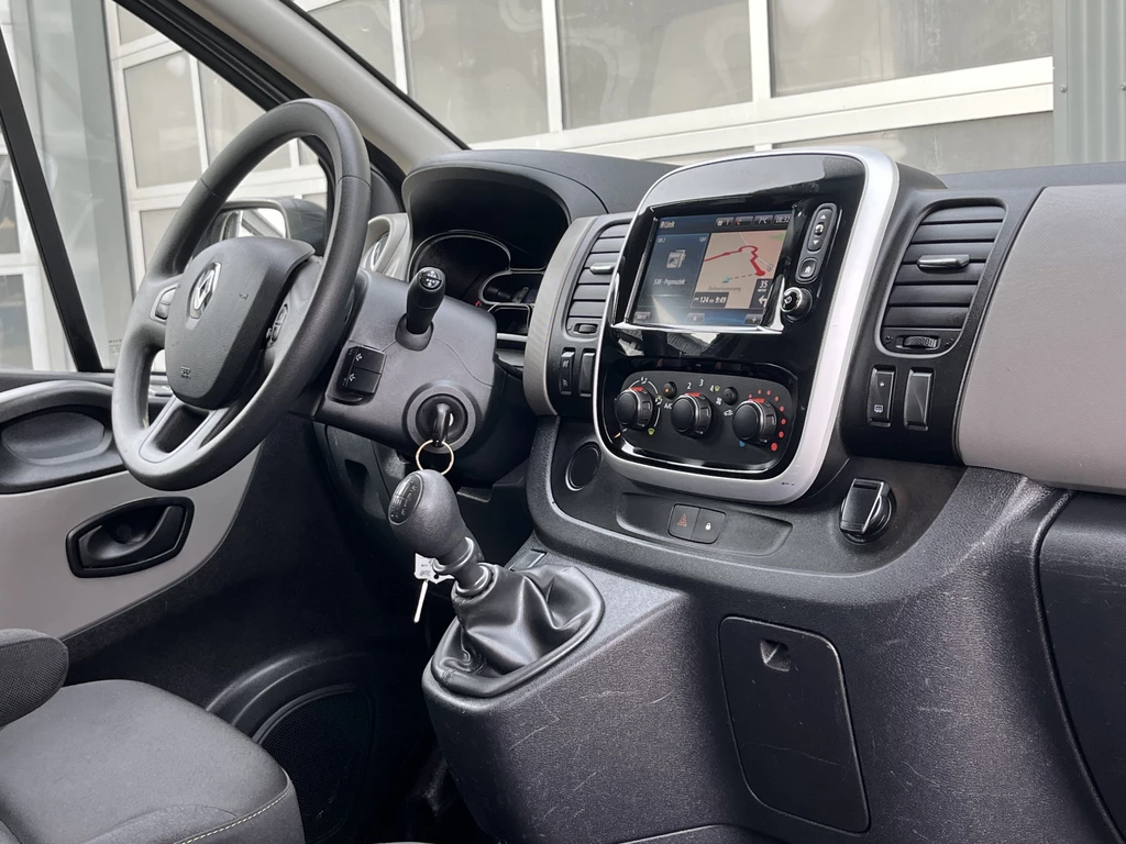 Renault Trafic – foto 27