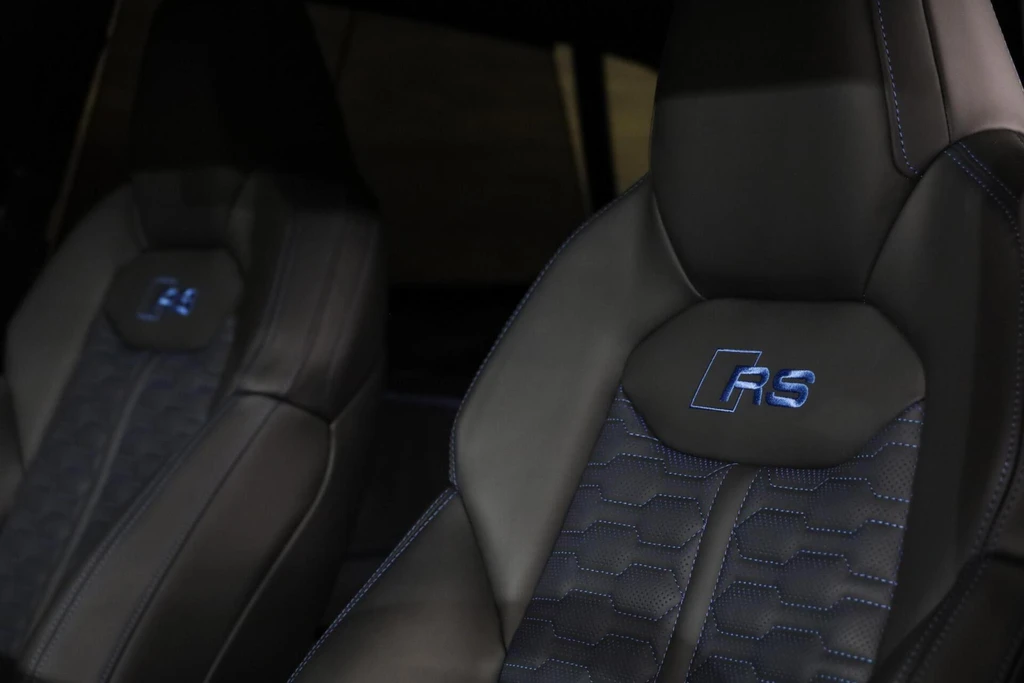 Audi RSQ8 – foto 13