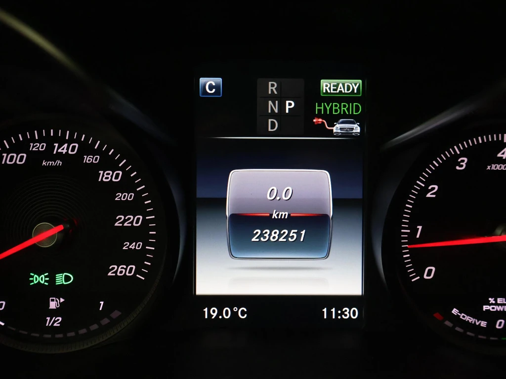 Mercedes-Benz C-Klasse – foto 30