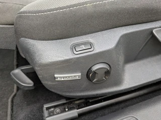 Volkswagen Golf – thumbnail 25