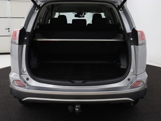 Toyota RAV4 – thumbnail 13