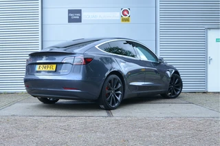 Tesla Model 3 – thumbnail 3
