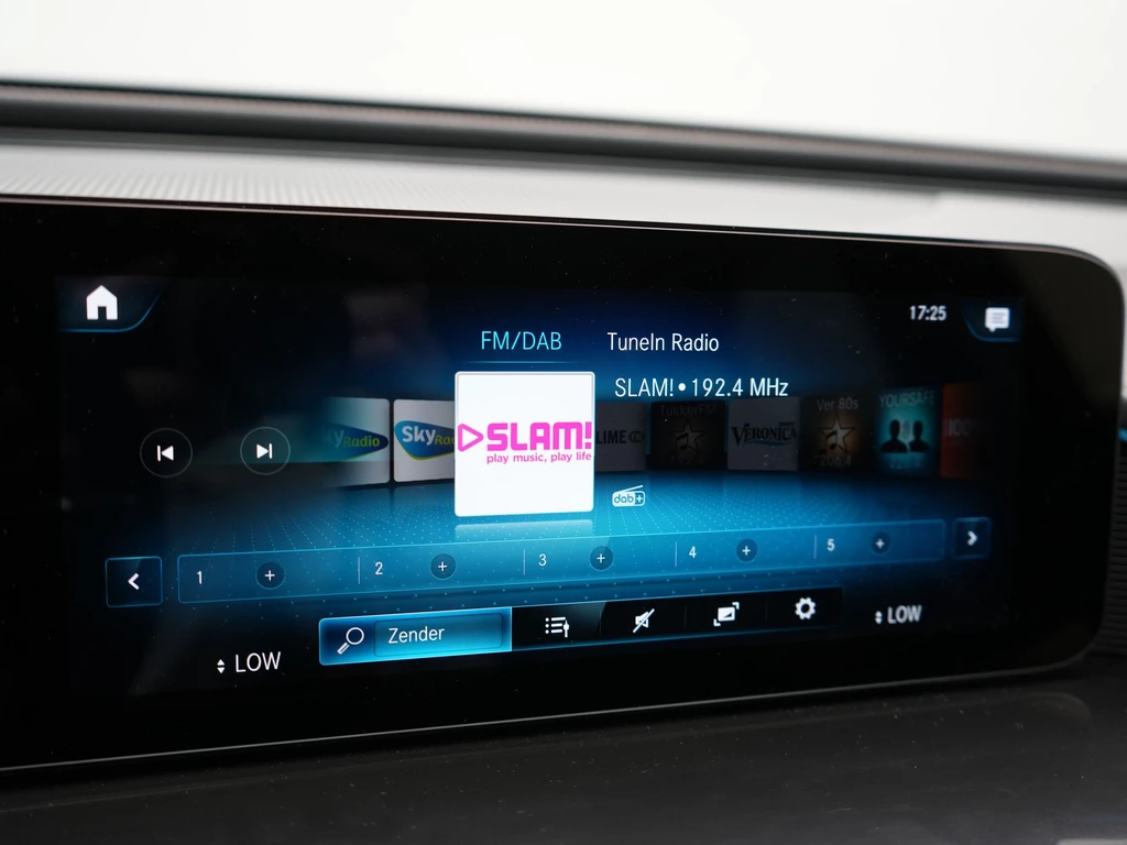 Mercedes-Benz EQC – foto 41
