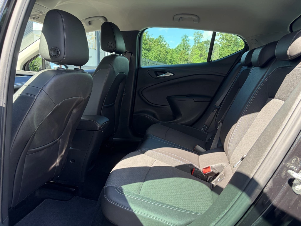 Opel Astra – foto 11