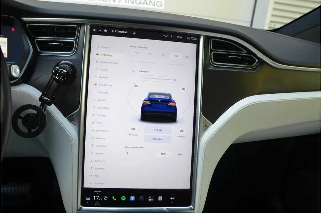 Tesla Model X – foto 22