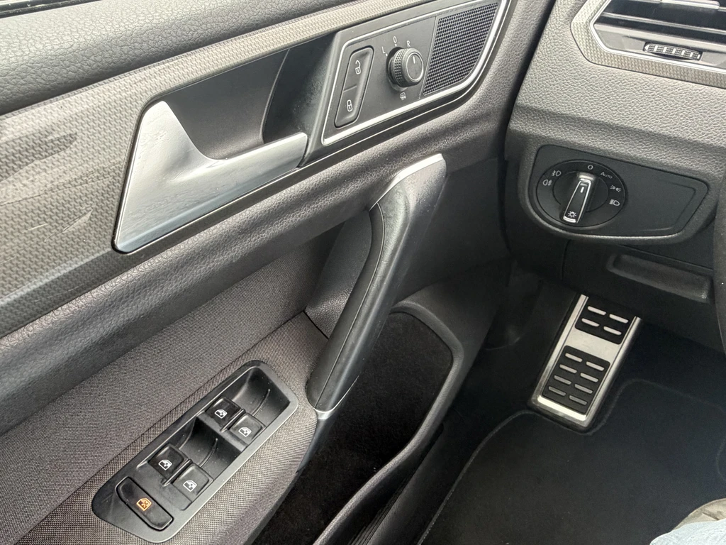 Volkswagen Golf Sportsvan – foto 32