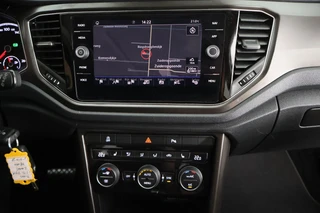 Volkswagen T-Roc – thumbnail 14
