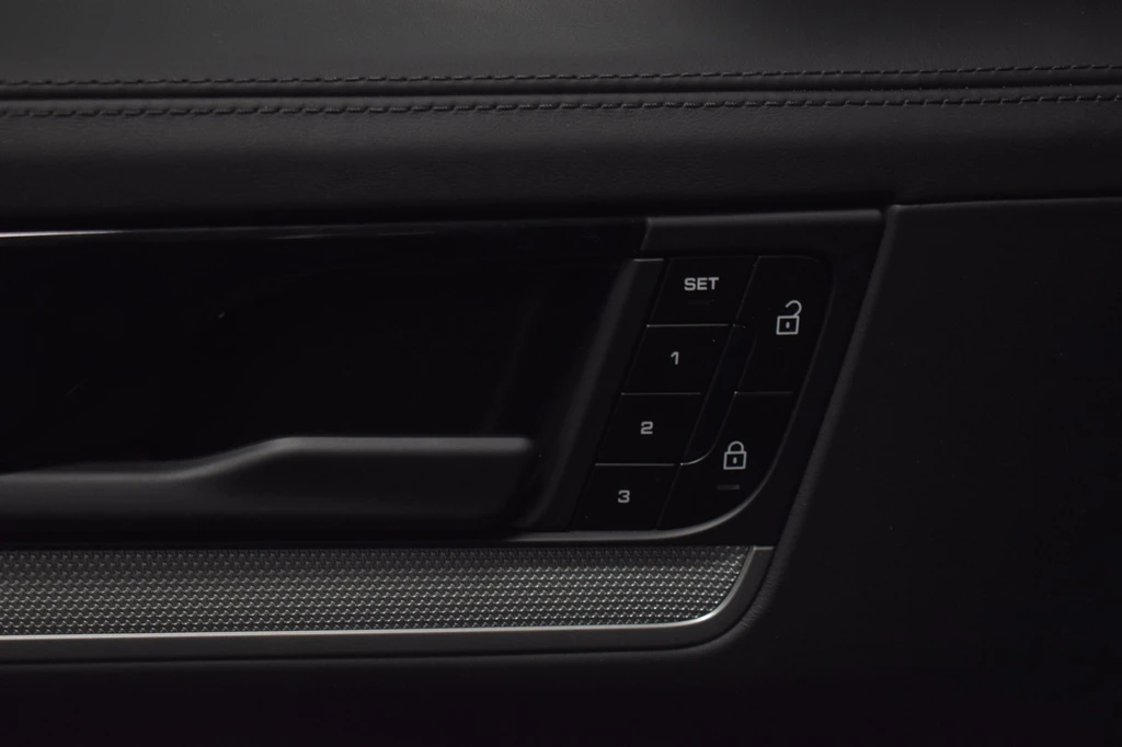 Porsche Cayenne – foto 21