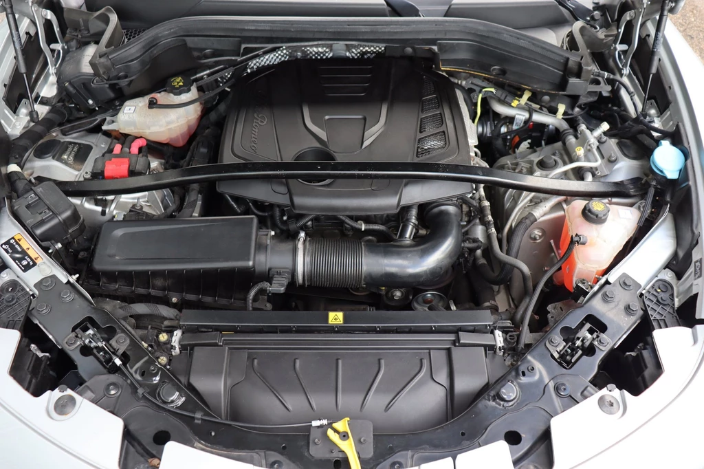Alfa Romeo Stelvio – foto 30