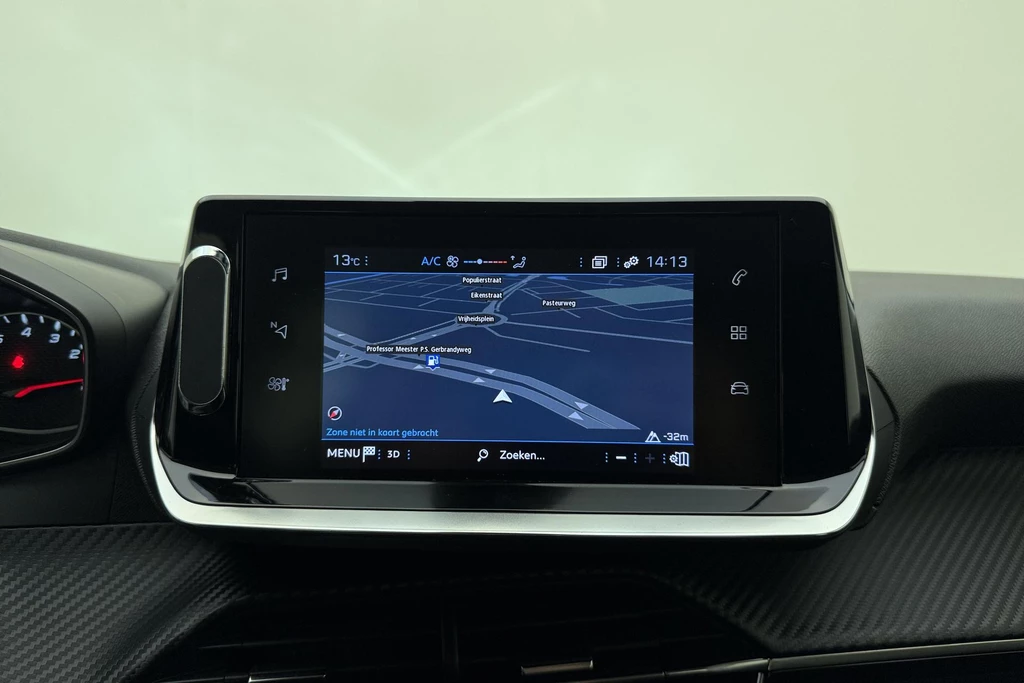 Peugeot 208 – foto 24