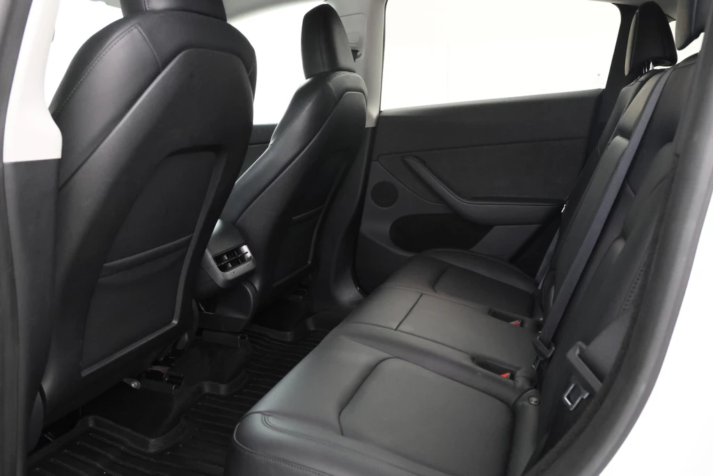 Tesla Model Y – foto 27