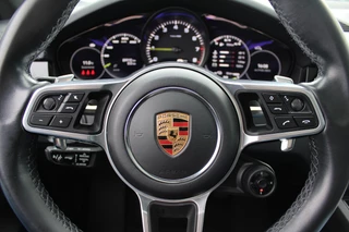 Porsche Cayenne – thumbnail 37