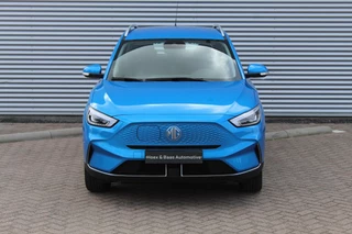 MG ZS EV – thumbnail 11