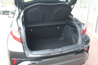 Toyota C-HR – thumbnail 43
