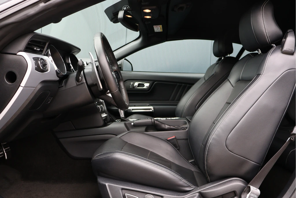 Ford Mustang – foto 12