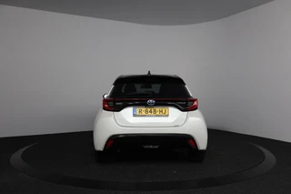 Toyota Yaris – thumbnail 5