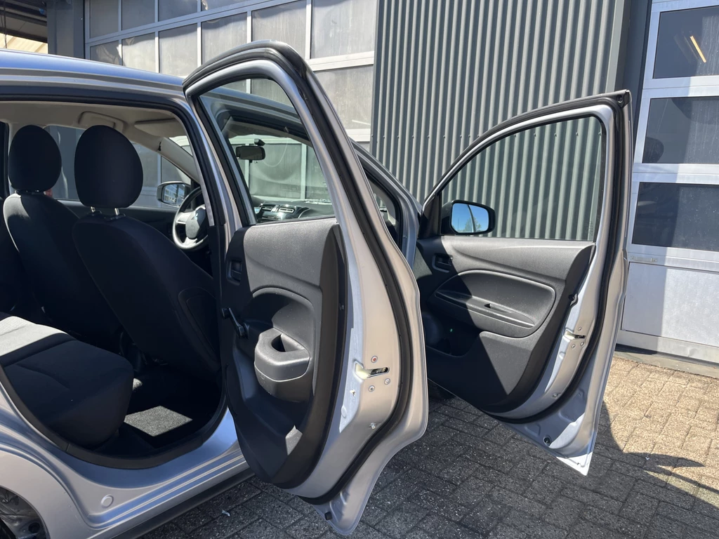 Mitsubishi Space Star – foto 12