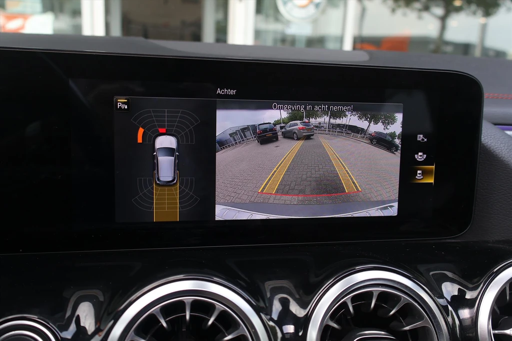 Mercedes-Benz EQA – foto 16