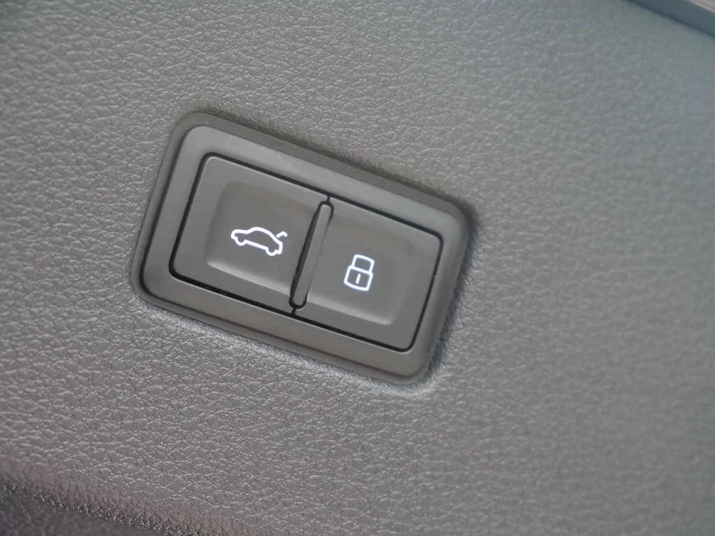 Audi Q8 – foto 28