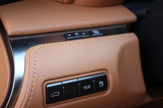 Lexus LC – thumbnail 27