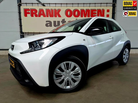 Toyota Aygo X 1.0 VVT-i S-CVT 72PK Play + Keyless|Stoelverw.|LED|Camera|Climate|Adaptive Cruise|Apple|Android