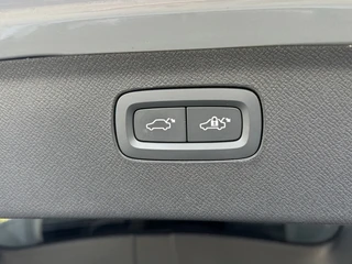 Volvo XC90 – thumbnail 33