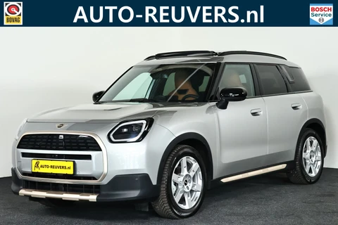 MINI Countryman E Favoured 66.5 kWh Panorama / Navi / CarPlay / ACC / Lane-assist 