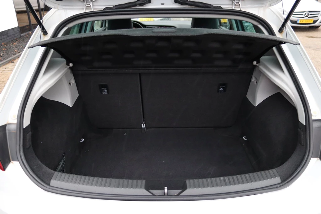 SEAT Leon – foto 10