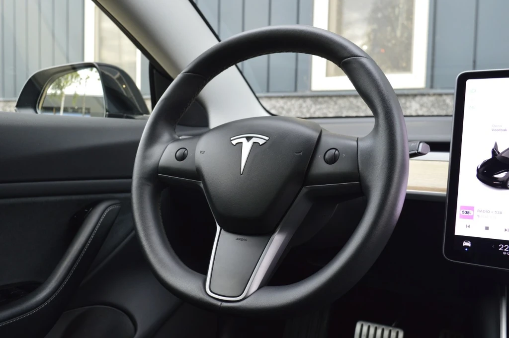 Tesla Model 3 – foto 33
