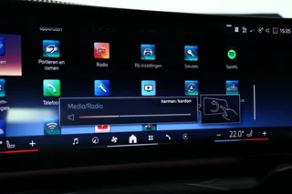 BMW i5 – thumbnail 40