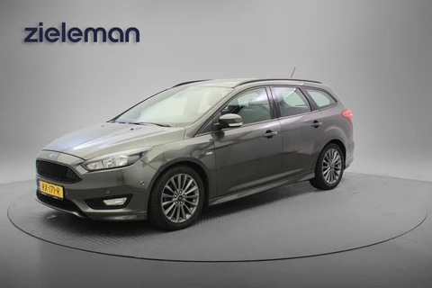 Ford Focus Wagon 1.0 ST-Line - Carplay, Navi, Cruise, Clima, Trekhaak
