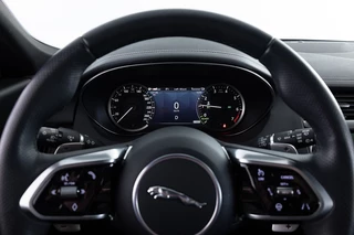 Jaguar E-PACE – thumbnail 43