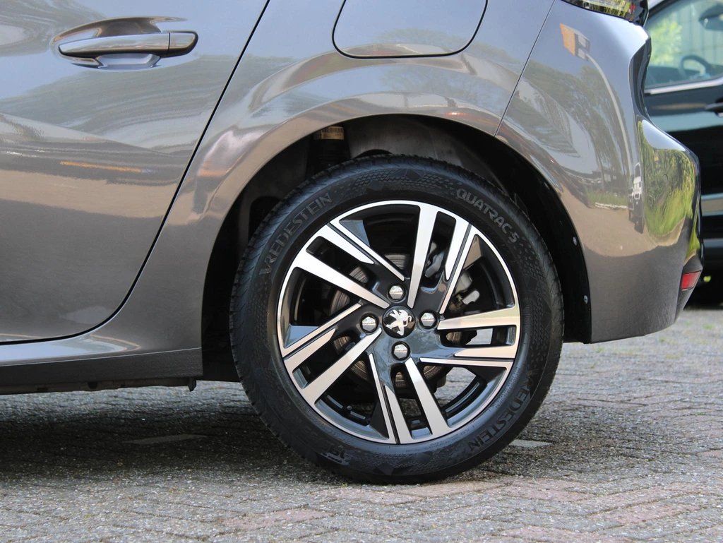 Peugeot 208 – foto 24
