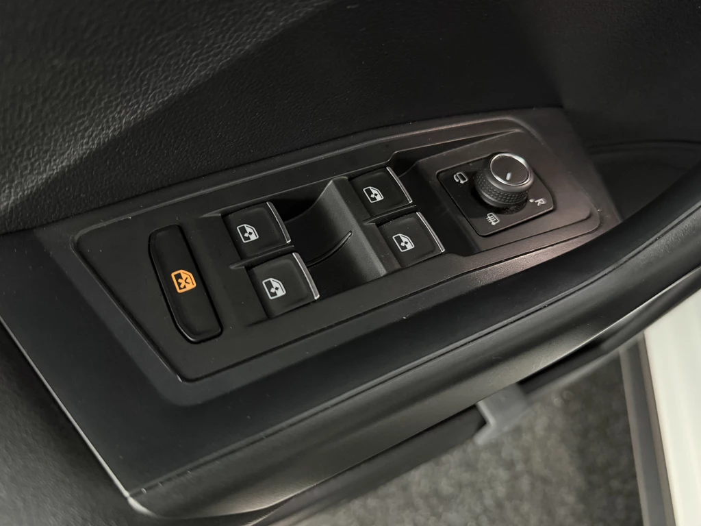 Volkswagen T-Roc – foto 16