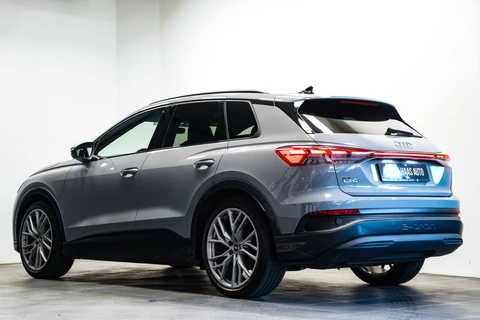 Audi Q4 e-tron 40 S-Line|Leder|21 inch|Matrix led|Camera