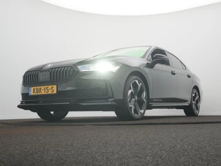 Škoda Superb – thumbnail 2