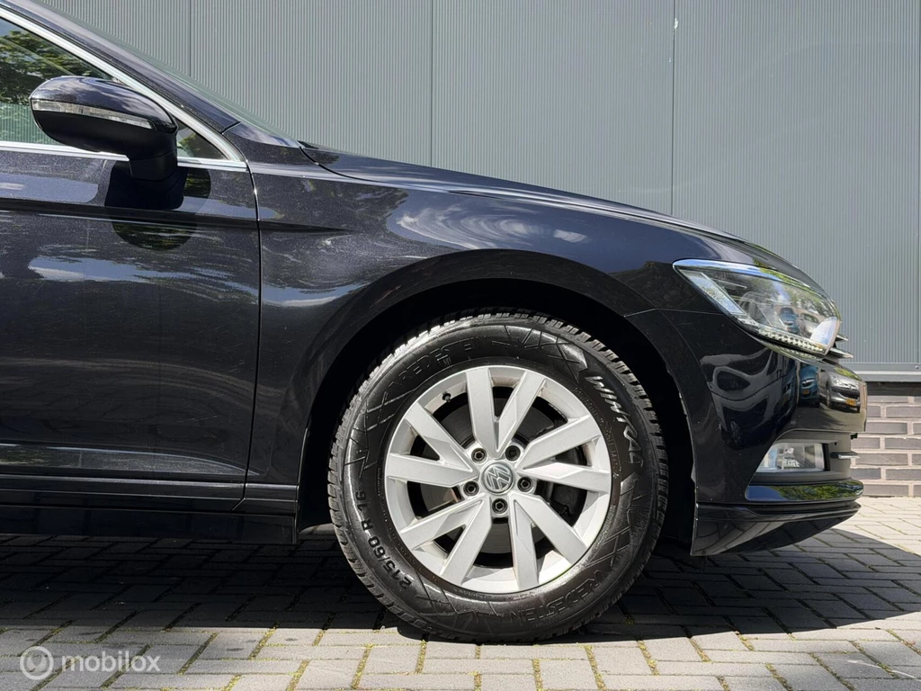 Volkswagen Passat – foto 21
