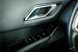 Land Rover Range Rover Velar – thumbnail 21