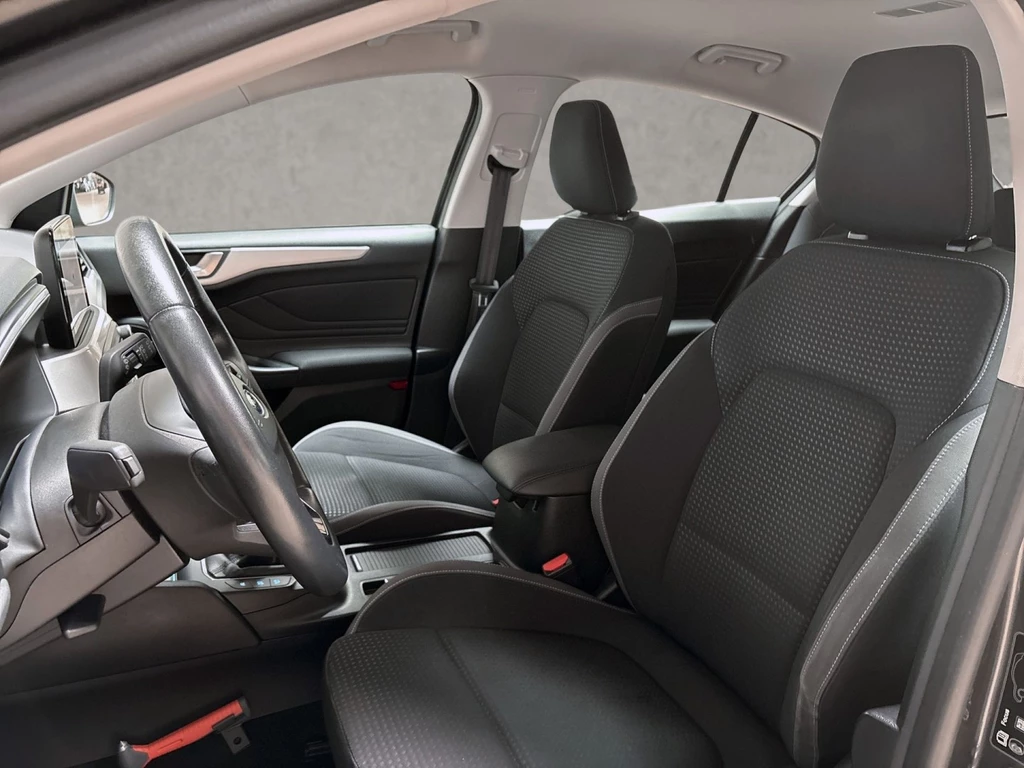 Ford Focus – foto 11