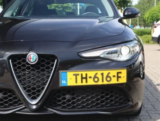 Alfa Romeo Giulia – thumbnail 13