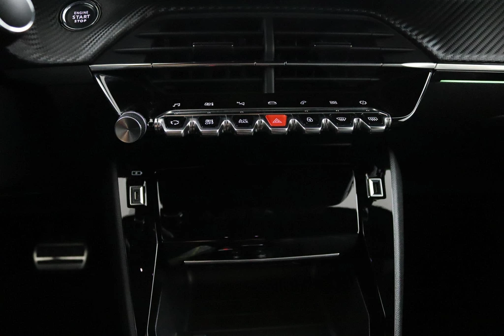 Peugeot 208 – foto 42