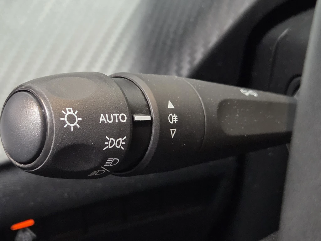 Peugeot 208 – foto 26