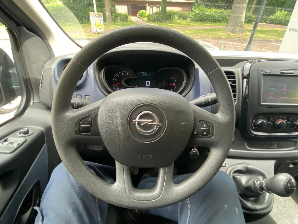 Opel Vivaro – foto 16
