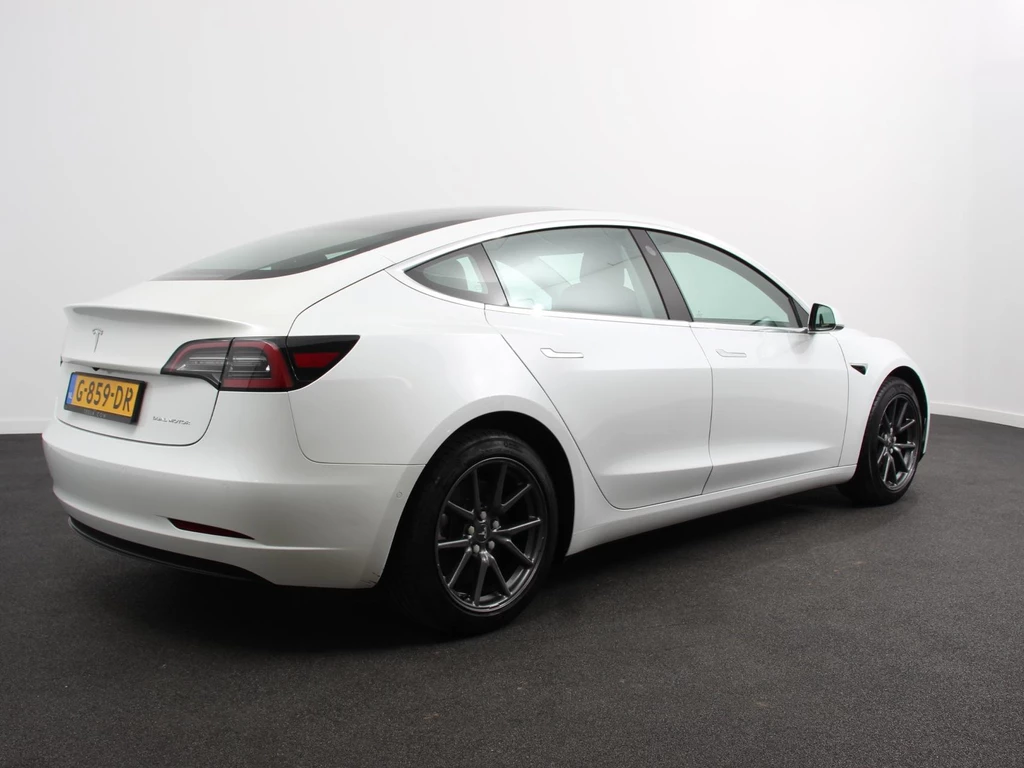 Tesla Model 3 – foto 4