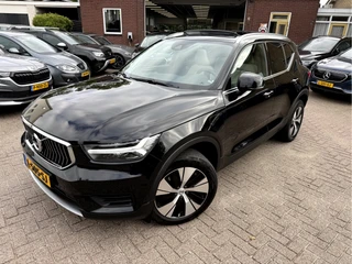 Volvo XC40 – thumbnail 2